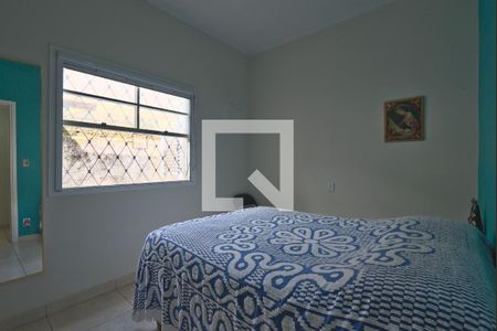 Casa à venda com 220m², 4 quartos e 2 vagas Casa à venda com 220m², 4 quartos e 2 vagasQuarto 3