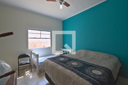 Casa à venda com 220m², 4 quartos e 2 vagas Casa à venda com 220m², 4 quartos e 2 vagasSuíte