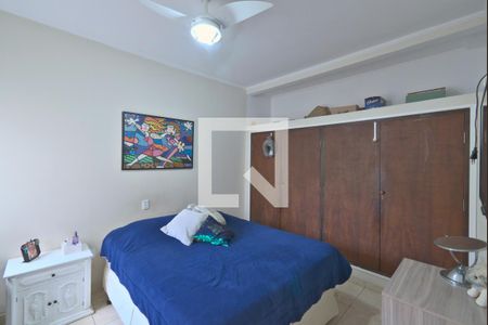 Casa à venda com 220m², 4 quartos e 2 vagas Casa à venda com 220m², 4 quartos e 2 vagasQuarto 2