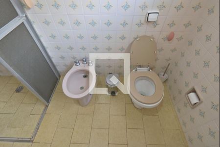 Casa à venda com 220m², 4 quartos e 2 vagas Casa à venda com 220m², 4 quartos e 2 vagasBanheiro da Suíte