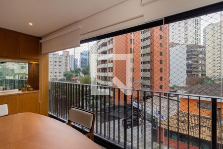 Varanda de apartamento à venda com 2 quartos, 85m² em Vila Olímpia, São Paulo