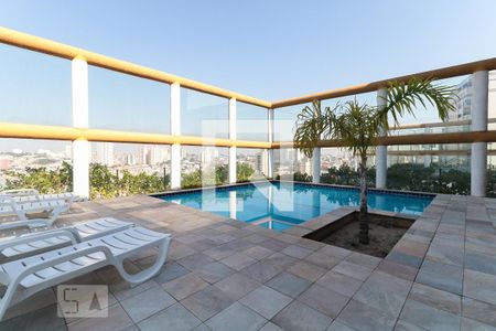 Apartamento à venda com 70m², 2 quartos e 1 vaga Apartamento à venda com 70m², 2 quartos e 1 vagaÁrea comum - Piscina
