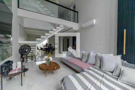 Sala de casa de condomínio à venda com 4 quartos, 364m² em Vargem Pequena, Rio de Janeiro