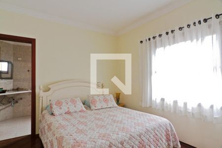 Casa à venda com 500m², 4 quartos e 4 vagasSuíte 4