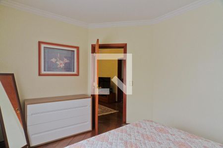 Casa à venda com 500m², 4 quartos e 4 vagasSuíte 4