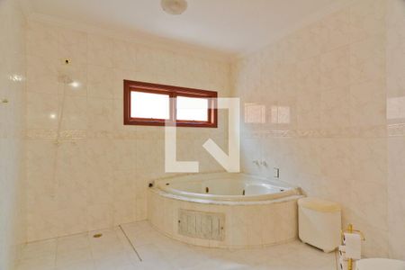 Casa à venda com 500m², 4 quartos e 4 vagasBanheiro da Suíte 1