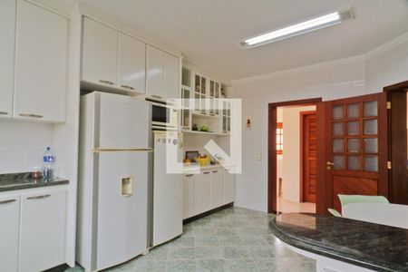 Casa à venda com 500m², 4 quartos e 4 vagasCozinha