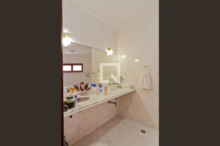 Casa à venda com 500m², 4 quartos e 4 vagasBanheiro da Suíte 1