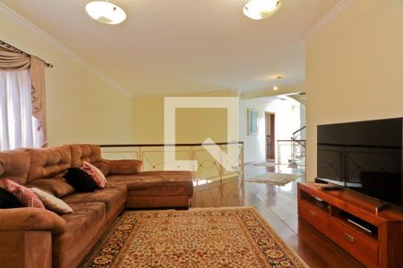 Casa à venda com 500m², 4 quartos e 4 vagasCorredor