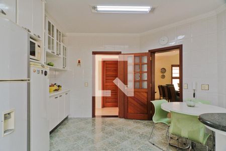 Casa à venda com 500m², 4 quartos e 4 vagasCozinha