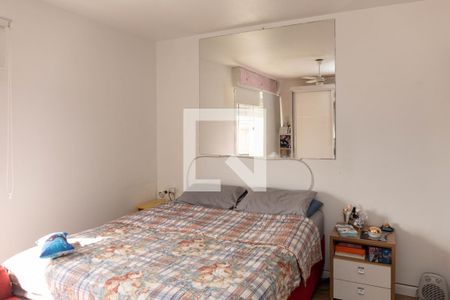 Quarto 1 de apartamento para alugar com 1 quarto, 44m² em Vila Ipiranga, Porto Alegre