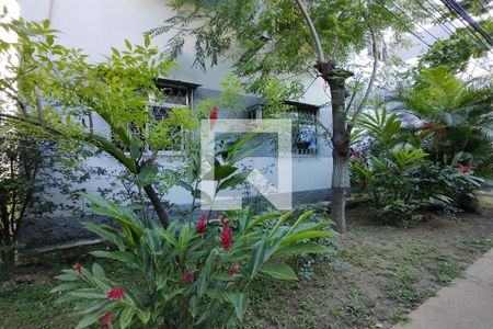 Apartamento à venda com 68m², 2 quartos e sem vaga Apartamento à venda com 68m², 2 quartos e sem vagaFachada do bloco