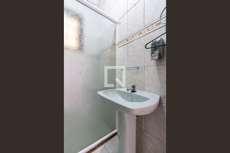Casa para alugar com 70m², 1 quarto e sem vaga Casa para alugar com 70m², 1 quarto e sem vagaBanheiro