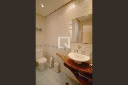 Apartamento à venda com 92m², 2 quartos e 1 vaga Apartamento à venda com 92m², 2 quartos e 1 vagaBanheiro