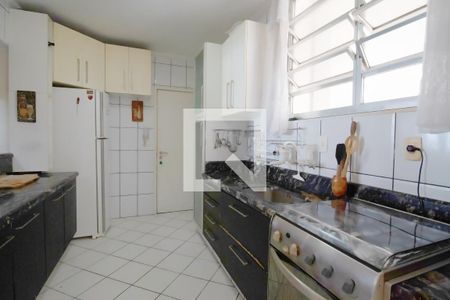 Apartamento à venda com 92m², 2 quartos e 1 vaga Apartamento à venda com 92m², 2 quartos e 1 vagaCozinha