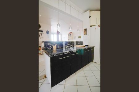 Apartamento à venda com 92m², 2 quartos e 1 vaga Apartamento à venda com 92m², 2 quartos e 1 vagaCozinha