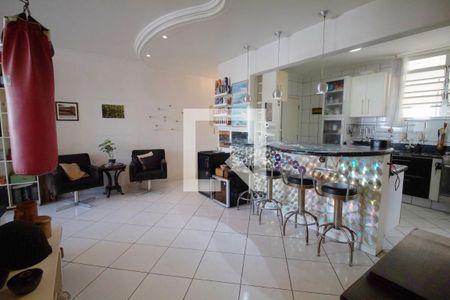 Apartamento à venda com 92m², 2 quartos e 1 vaga Apartamento à venda com 92m², 2 quartos e 1 vagaSala