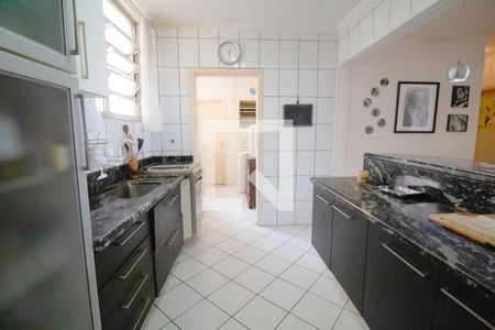 Apartamento à venda com 92m², 2 quartos e 1 vaga Apartamento à venda com 92m², 2 quartos e 1 vagaCozinha