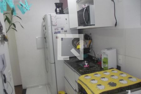Cozinha de apartamento para alugar com 1 quarto, 42m² em Del Castilho, Rio de Janeiro
