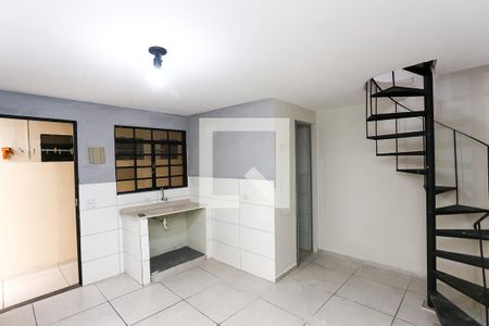 cozinha de casa para alugar com 1 quarto, 40m² em Jardim Vazani, São Paulo