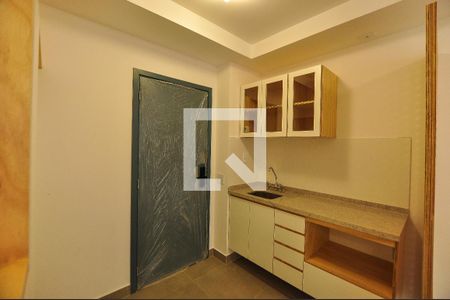 Cozinha de apartamento para alugar com 1 quarto, 40m² em Pinheiros, São Paulo