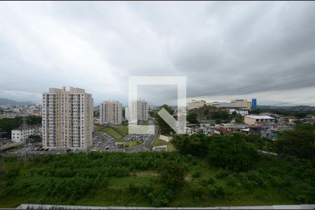 Vista da Varsnda de apartamento à venda com 2 quartos, 48m² em Irajá, Rio de Janeiro