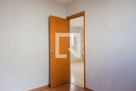 Quarto 1 de apartamento à venda com 2 quartos, 42m² em Chacaras Reunidas Santa Terezinha, Contagem