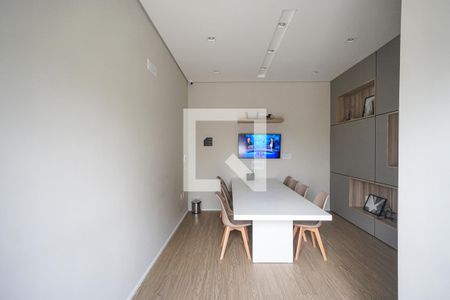 Apartamento à venda com 108m², 2 quartos e 1 vagaSala de reuniões