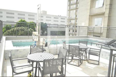 Apartamento à venda com 29m², 1 quarto e sem vagaÁrea comum - Piscina