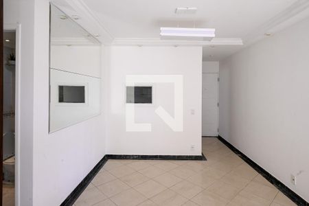 Sala de apartamento para alugar com 3 quartos, 67m² em Aclimação, São Paulo