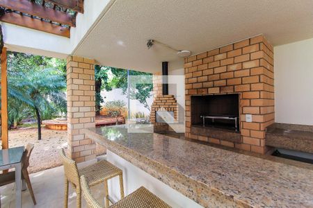 Apartamento para alugar com 82m², 2 quartos e 2 vagas Apartamento para alugar com 82m², 2 quartos e 2 vagasÁrea comum - Churrasqueira