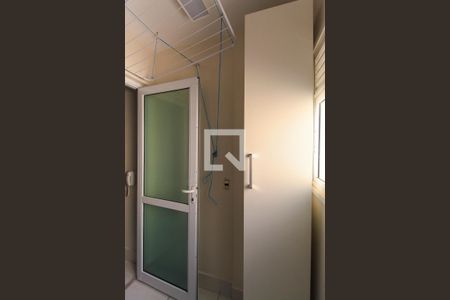 Apartamento para alugar com 82m², 2 quartos e 2 vagas Apartamento para alugar com 82m², 2 quartos e 2 vagasÁrea de Serviço