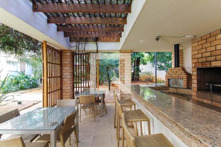 Apartamento para alugar com 82m², 2 quartos e 2 vagas Apartamento para alugar com 82m², 2 quartos e 2 vagasÁrea comum - Churrasqueira