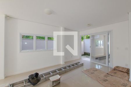 Casa para alugar com 120m², 3 quartos e 2 vagas Casa para alugar com 120m², 3 quartos e 2 vagasSala e cozinha