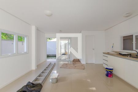 Sala e cozinha de casa para alugar com 3 quartos, 120m² em Lagoa da Conceição, Florianópolis