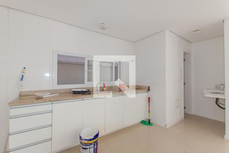 Sala e cozinha de casa para alugar com 3 quartos, 120m² em Lagoa da Conceição, Florianópolis