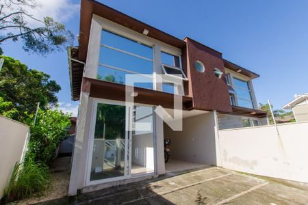 Casa para alugar com 120m², 3 quartos e 2 vagas Casa para alugar com 120m², 3 quartos e 2 vagasFachada