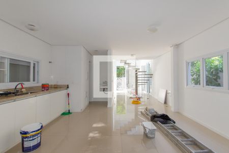 Casa para alugar com 120m², 3 quartos e 2 vagas Casa para alugar com 120m², 3 quartos e 2 vagasSala e cozinha