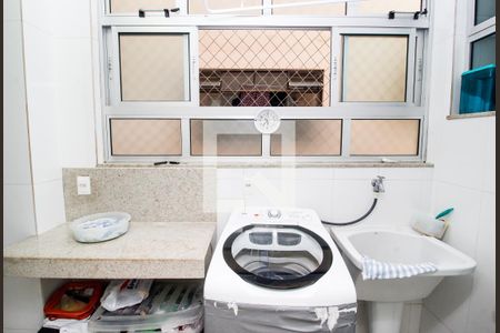 Apartamento à venda com 98m², 3 quartos e 2 vagas Apartamento à venda com 98m², 3 quartos e 2 vagasArea de Serviço