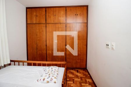 Apartamento à venda com 98m², 3 quartos e 2 vagas Apartamento à venda com 98m², 3 quartos e 2 vagasQuarto 1