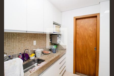 Apartamento à venda com 98m², 3 quartos e 2 vagas Apartamento à venda com 98m², 3 quartos e 2 vagasCozinha