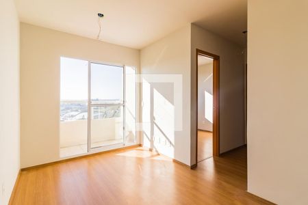 Sala de apartamento para alugar com 2 quartos, 46m² em Rubem Berta, Porto Alegre
