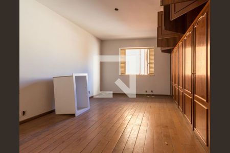 Casa à venda com 344m², 3 quartos e 4 vagasQuarto 3