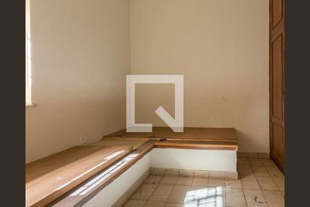 Casa à venda com 344m², 3 quartos e 4 vagasEscritório