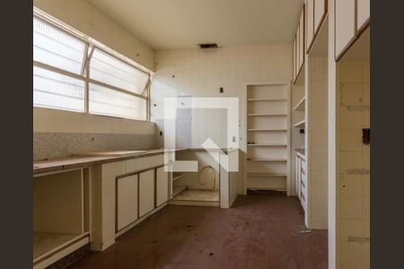 Casa à venda com 344m², 3 quartos e 4 vagasCozinha