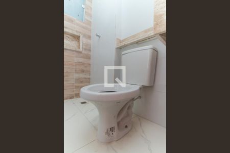 Banheiro de apartamento para alugar com 1 quarto, 27m² em Vila Gustavo, São Paulo