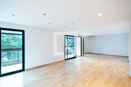 Apartamento à venda com 243m², 4 quartos e 4 vagas Apartamento à venda com 243m², 4 quartos e 4 vagasSala