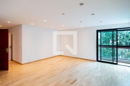 Apartamento à venda com 243m², 4 quartos e 4 vagas Apartamento à venda com 243m², 4 quartos e 4 vagasSala