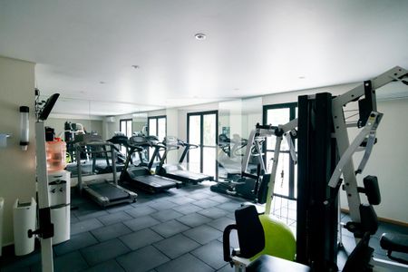 Apartamento à venda com 243m², 4 quartos e 4 vagas Apartamento à venda com 243m², 4 quartos e 4 vagasAcademia