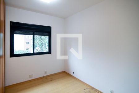 Apartamento à venda com 243m², 4 quartos e 4 vagas Apartamento à venda com 243m², 4 quartos e 4 vagasQuarto 3 - Suíte